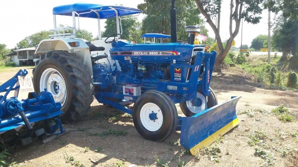 ขายรถไถฟอร์ด6600.T .3.หน้าCMTหลังCMTตัวใหม่