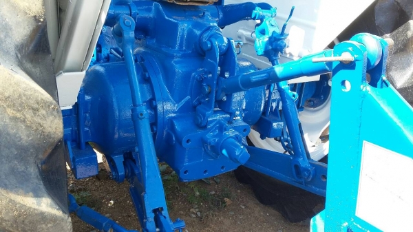 ขายรถไถฟอร์ด6600.T .3.หน้าCMTหลังCMTตัวใหม่ ขายรถไถฟอร์ด6600.T .3.หน้าCMTหลังCMTตัวใหม่