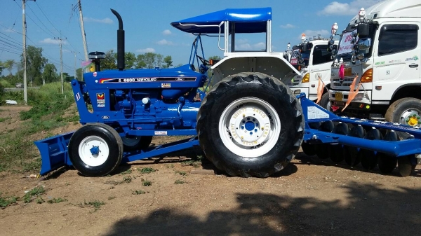 ขายรถไถฟอร์ด6600.T .3.หน้าCMTหลังCMTตัวใหม่ ขายรถไถฟอร์ด6600.T .3.หน้าCMTหลังCMTตัวใหม่