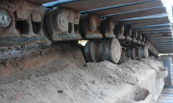 ขายถูกๆรถแบคโฮ KOMATSU PC200-5 โซ่หนาไฟฟ้าเต็มเอวแน่นเครื่องดีปั้มดีทำงานดีไม่มีโหลด