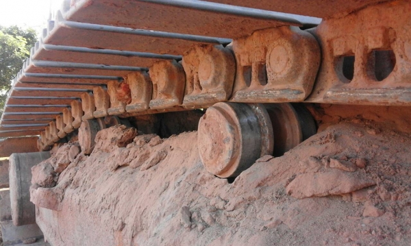 ขายถูกๆรถแบคโฮ KOMATSU PC200-5 โซ่หนาไฟฟ้าเต็มเอวแน่นเครื่องดีปั้มดีทำงานดีไม่มีโหลด