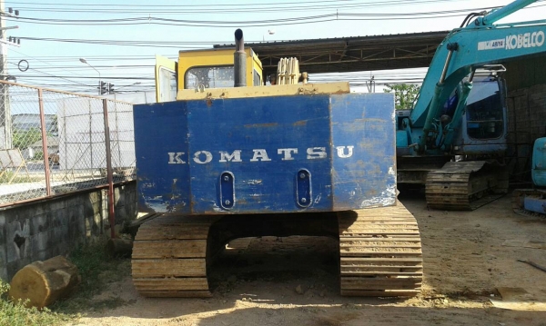 ขายรถแบคโฮ KOMATSU PC120-2 เอกสารอินวอย ราคา 450000