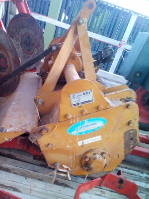 นางฟ้ามาแล้วครับโลตารี่Kubota เจริญชัย 80ซม.เข้าล่องอ้อยสภาพใหม่ยังไม่ได้ล้างพร้อมเพลาปั่น