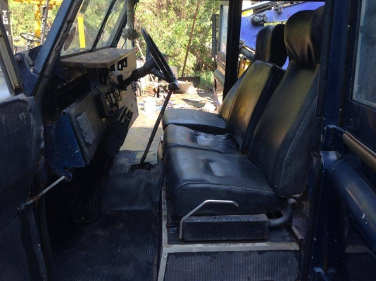 ขายรถแลนด์โรเวอร์ เครื่องดีเซลC240 อีซูซุ ขับ2มีคานหน้าให้ไว้ต่อเป็น4x4พร้อมฟรีล็อค รถขับได้แต่ไม่มีทะเบียน ขายให้เอาไปใช้ในนาในไร่ถูกกว่ามอไซค์ ขาย 42000 บาทครับ มีแอร์นะครับ ขายรถแลนด์โรเวอร์ เครื่องดีเซลC240 อีซูซุ ขับ2มีคานหน้าให้ไว้ต่อเป็น4x4พร้อมฟรีล็อค รถขับได้แต่ไม่มีทะเบียน ขายให้เอาไปใช้ในนาในไร่ถูกกว่ามอไซค์ ขาย 42000 บาทครับ มีแอร์นะครับ