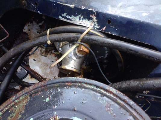 ขายรถแลนด์โรเวอร์ เครื่องดีเซลC240 อีซูซุ ขับ2มีคานหน้าให้ไว้ต่อเป็น4x4พร้อมฟรีล็อค รถขับได้แต่ไม่มีทะเบียน ขายให้เอาไปใช้ในนาในไร่ถูกกว่ามอไซค์ ขาย 42000 บาทครับ มีแอร์นะครับ ขายรถแลนด์โรเวอร์ เครื่องดีเซลC240 อีซูซุ ขับ2มีคานหน้าให้ไว้ต่อเป็น4x4พร้อมฟรีล็อค รถขับได้แต่ไม่มีทะเบียน ขายให้เอาไปใช้ในนาในไร่ถูกกว่ามอไซค์ ขาย 42000 บาทครับ มีแอร์นะครับ