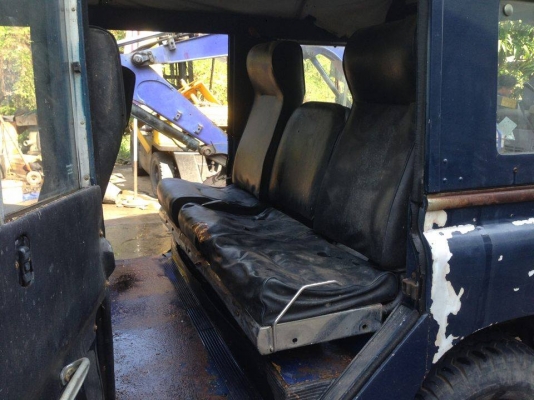 ขายรถแลนด์โรเวอร์ เครื่องดีเซลC240 อีซูซุ ขับ2มีคานหน้าให้ไว้ต่อเป็น4x4พร้อมฟรีล็อค รถขับได้แต่ไม่มีทะเบียน ขายให้เอาไปใช้ในนาในไร่ถูกกว่ามอไซค์ ขาย 42000 บาทครับ มีแอร์นะครับ ขายรถแลนด์โรเวอร์ เครื่องดีเซลC240 อีซูซุ ขับ2มีคานหน้าให้ไว้ต่อเป็น4x4พร้อมฟรีล็อค รถขับได้แต่ไม่มีทะเบียน ขายให้เอาไปใช้ในนาในไร่ถูกกว่ามอไซค์ ขาย 42000 บาทครับ มีแอร์นะครับ