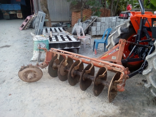 รถไถคูโบต้า 45 แรงม้า สวย แรง อึด 1703 ชม.พร้อมอุปกรณ์ 3 อย่าง เล่มทะเบียนพร้อมต่อรองได้