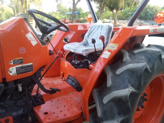 รถไถคูโบต้า 45 แรงม้า สวย แรง อึด 1703 ชม.พร้อมอุปกรณ์ 3 อย่าง เล่มทะเบียนพร้อมต่อรองได้