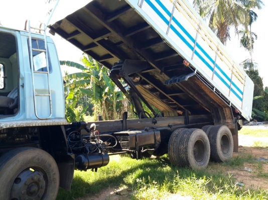 ขายรถดัมพ์ 10 ล้อ ISUZU 2 เพลา พร้อมใช้งาน