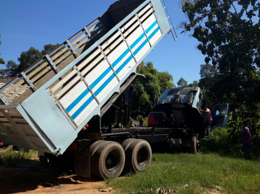 ขายรถดัมพ์ 10 ล้อ ISUZU 2 เพลา พร้อมใช้งาน