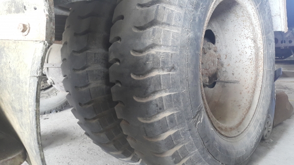 ขายรถ 6 ล้อ กระบะเหล็ก ยาว.7.00 ม.HINO F17 เครื่อง EH700 ทะเบียนไม่ขาด ราคา400000 ต่อรอง