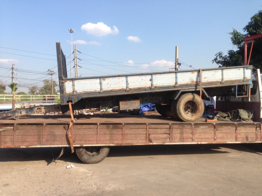 ขาย คัชซีรถ6ล้อยาว5.50พร้อมกะบะและช่วงล่างด้านหลัง