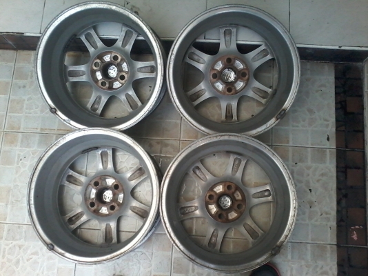 ล้อเดิมโตต้าขอบ 15 ล้อเดิมโตต้าขอบ 15