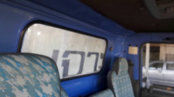 รถอีซูซู 6 ล้อ ( ไม่ดั้ม ) NPR 130 แรงม้า. ปี 46.   สนใจติดต่อ  081 - 6079515