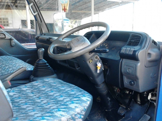 รถอีซูซู 6 ล้อ ( ไม่ดั้ม ) NPR 130 แรงม้า. ปี 46.   สนใจติดต่อ  081 - 6079515