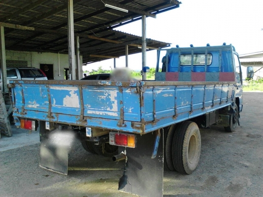 รถอีซูซู 6 ล้อ ( ไม่ดั้ม ) NPR 130 แรงม้า. ปี 46.   สนใจติดต่อ  081 - 6079515