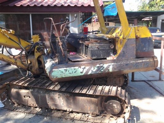 ขายตามสภาพรถแบ็คโฮ. โคมัสซุPC30ลดเหลือ75000บาทไม่ลดอีกแล้ว