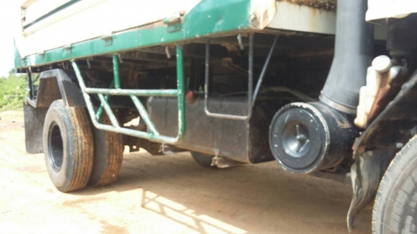 ขายรถบรรทุก 6 ล้อดัมพ์ ISUZU NQR 175 แรงม้าปี 2551 ราคา 650000