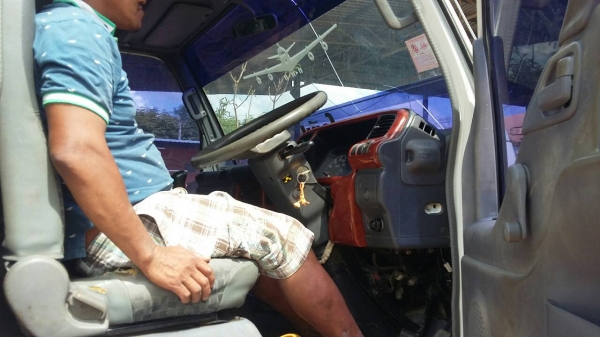 ขายรถบรรทุก 6 ล้อดัมพ์ ISUZU NQR 175 แรงม้าปี 2551 ราคา 650000