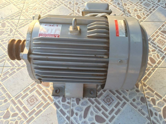 ขายมอเตอร์ 5HP MITSUBISHI ไฟ220V มือสองสภาพดีๆครับ ขายมอเตอร์ 5HP MITSUBISHI ไฟ220V มือสองสภาพดีๆครับ