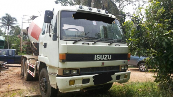 ขายรถบรรทุก 10 ล้อโม่ปูน ISUZU 275 แรงม้า โม่ 7 คิว ราคา 650000