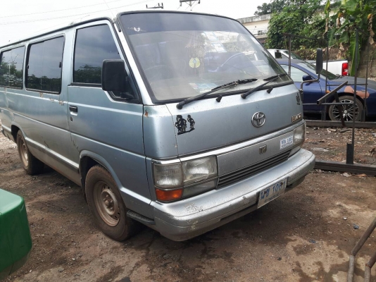 ขายรถตู้ โตโยต้า เครื่อง 2 L  2.4