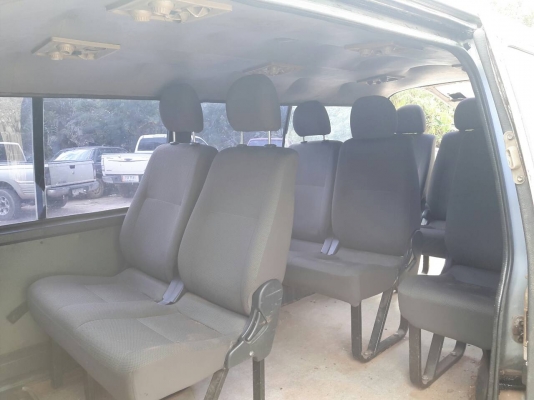 ขายรถตู้ โตโยต้า เครื่อง 2 L  2.4