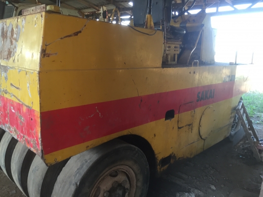 ขายรถบดล้อยาง