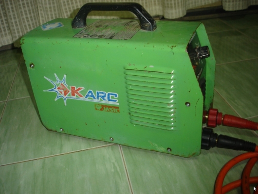 ขายเครื่องเชื่อมยี่ห้อ JASIC ระบบอินเวิร์ทเตอร์รุ่นARC200 สภาพพร้อมใช้งานครับ