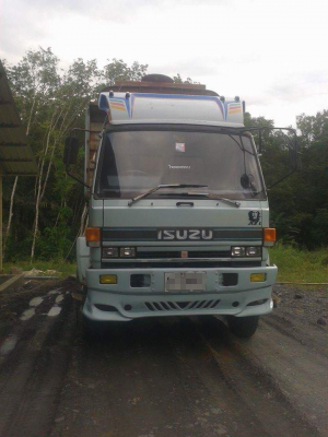ISUZU ROCKY 195