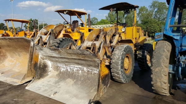 ขายรถตัก CAT 920 เอวอ่อน ดิสเบรค รถใช้งานอยู่เป็นประจำ ราคาต่อรองได้