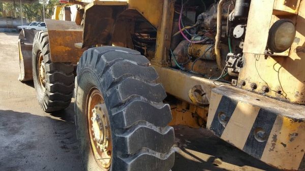 ขายรถตัก CAT 920 เอวอ่อน ดิสเบรค รถใช้งานอยู่เป็นประจำ ราคาต่อรองได้