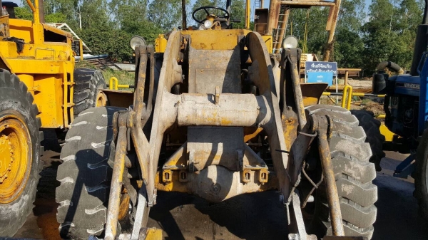 ขายรถตัก CAT 920 เอวอ่อน ดิสเบรค รถใช้งานอยู่เป็นประจำ ราคาต่อรองได้