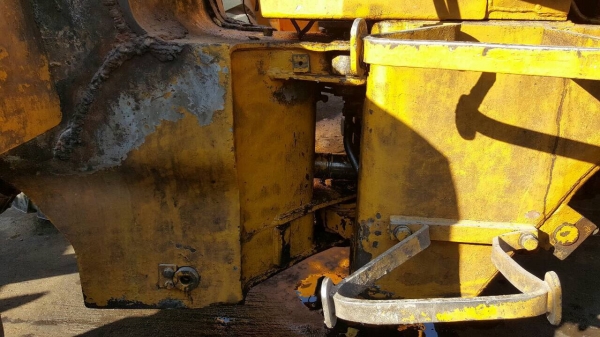 ขายรถตัก CAT 920 เอวอ่อน ดิสเบรค รถใช้งานอยู่เป็นประจำ ราคาต่อรองได้