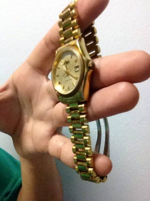 ขายนาฬิกาMidoแท้  เรือนทอง swiss pvd coated swiss made 9894480 8277 ราคา3800บาท โทร0924462525โส กทม
