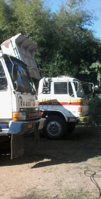 มี2คัน สิบล้อ ฮีโน่ KT925 HO7C185 โบว์อินเตอร์ ดั้ม 2เพา สโลส สภาพดีสวยพร้อมใช้ เล่มทะเบียนพร้อมโอน ขายคันละ 655,000บ มี2คัน ขายรวม 1,250,000บ มี2คัน สิบล้อ ฮีโน่ KT925 HO7C185 โบว์อินเตอร์ ดั้ม 2เพา สโลส สภาพดีสวยพร้อมใช้ เล่มทะเบียนพร้อมโอน ขายคันละ 655,000บ มี2คัน ขายรวม 1,250,000บ