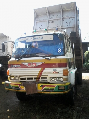 มี2คัน สิบล้อ ฮีโน่ KT925 HO7C185 โบว์อินเตอร์  ดั้ม 2เพา สโลส สภาพดีสวยพร้อมใช้ เล่มทะเบียนพร้อมโอน ขายคันละ 655,000บ มี2คัน ขายรวม 1,250,000บ