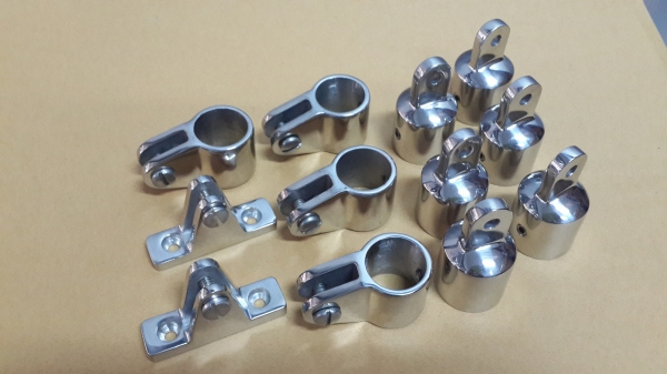 ข้อต่อหลังคาเรือ  SS.316