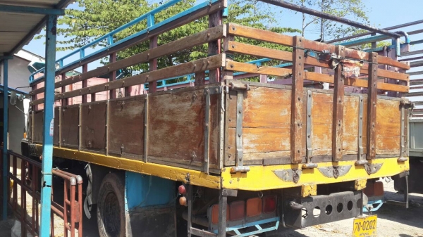 หกล้อ อีซูซึ FTR11L165ห้างแท้ ยาง900 ช่วงยาว 6.50ม สภาพดีหัวบางเดิมพร้อมใช้ ทะเบียนพร้อมโน