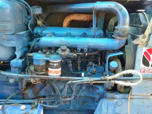 ขายรถไถฟอร์ด6610 เครื่องสี่สูบเสื่อลาย  สวยๆเดิมๆ พร้อมไช้งาน  ขายใน 385000บาท  รถอยู่วังบัว คลองขลุง กำแพงเพชร    สนใจสอบุถามได้ที่081 3655997 อำพร  พาเจริญ  ราคาต่อรองได้อีกนะครับ