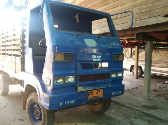 ขายรถอีแต๋นกอเรียงเฮง หรือด่านสว่าง ไม่มีเครื่องสตาดไฟฟ้า แหนบสองชั้นจากโรงงานแท้  สวยๆเดิมๆ พร้อมไช้งาน  ขายใน 75000บาท  รถอยู่วังบัว คลองขลุง กำแพงเพชร    สนใจสอบุถามได้ที่081 3655997 อำพร  พาเจริญ  ราคาต่อรองได้อีกนะครับ