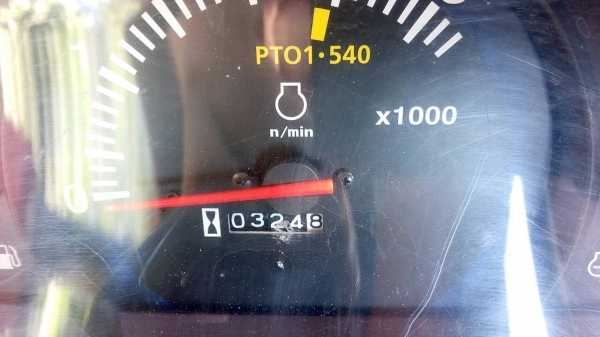 ขายรถไถคูโบต้า  KUBOTA   L 3608SP พร้อมชุดใบมีดดันหน้าคานบน