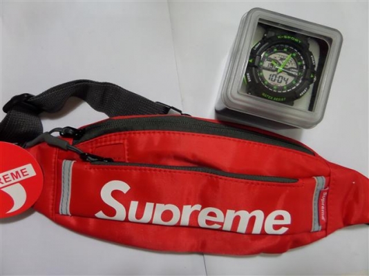 กระเป๋าคาดเอวกับนาฬิกากันน้ำ