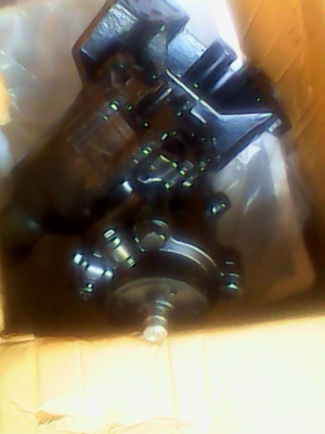 ขายกระปุกพวงมาลัย  NISSAN  UD โทร 0906208746  0920976322 ราคา 14000 บาท