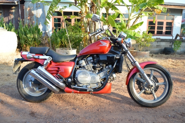 Honda Magna 750 V45 ทะเบียนแท้ -RC28-