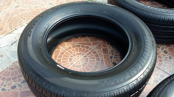 ขายยาง 265/60/18 ปี 15 ขายยาง 265/60/18 ปี 15
