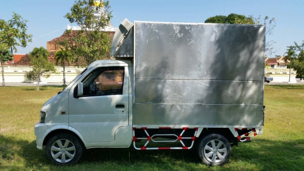 ขายรถทำมาหากิน  DFM สีขาวปี 2015 พร้อมตู้ขายของพร้อมใช้