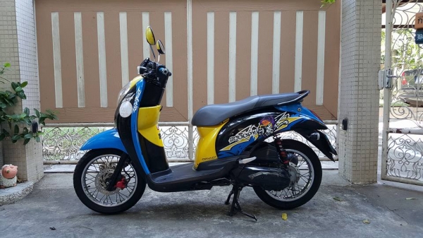 ขออนุญาติขาย Honda Scoopy-i 110 cc. รุ่นพิเศษ 3 สี ฟรีค่าโอน ขออนุญาติขาย Honda Scoopy-i 110 cc. รุ่นพิเศษ 3 สี ฟรีค่าโอน