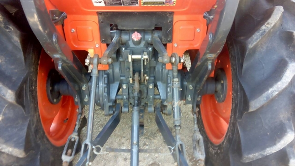 ขายรถไถคูโบต้า  KUBOTA   L 3608SP พร้อมชุดใบมีดดันหน้าคานล่าง