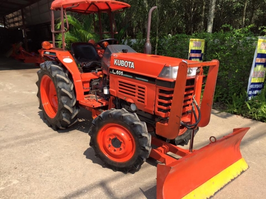 ขายรถไถ Kubota L2605 (4WD) 2เพลา พร้อมใบมีดและผานพรวน รถพร้อมใช้งาน